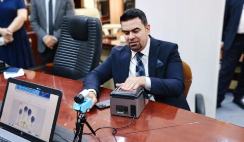 بمشاركة رئيسها .. جامعة كركوك تواصل تحديث سجل الناخبين لموظفيها