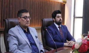كلية الآداب تنظم دورة تطويرية عن ستراتيجيات مكافحة الفساد